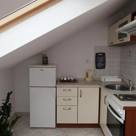 Vanja Apartment *